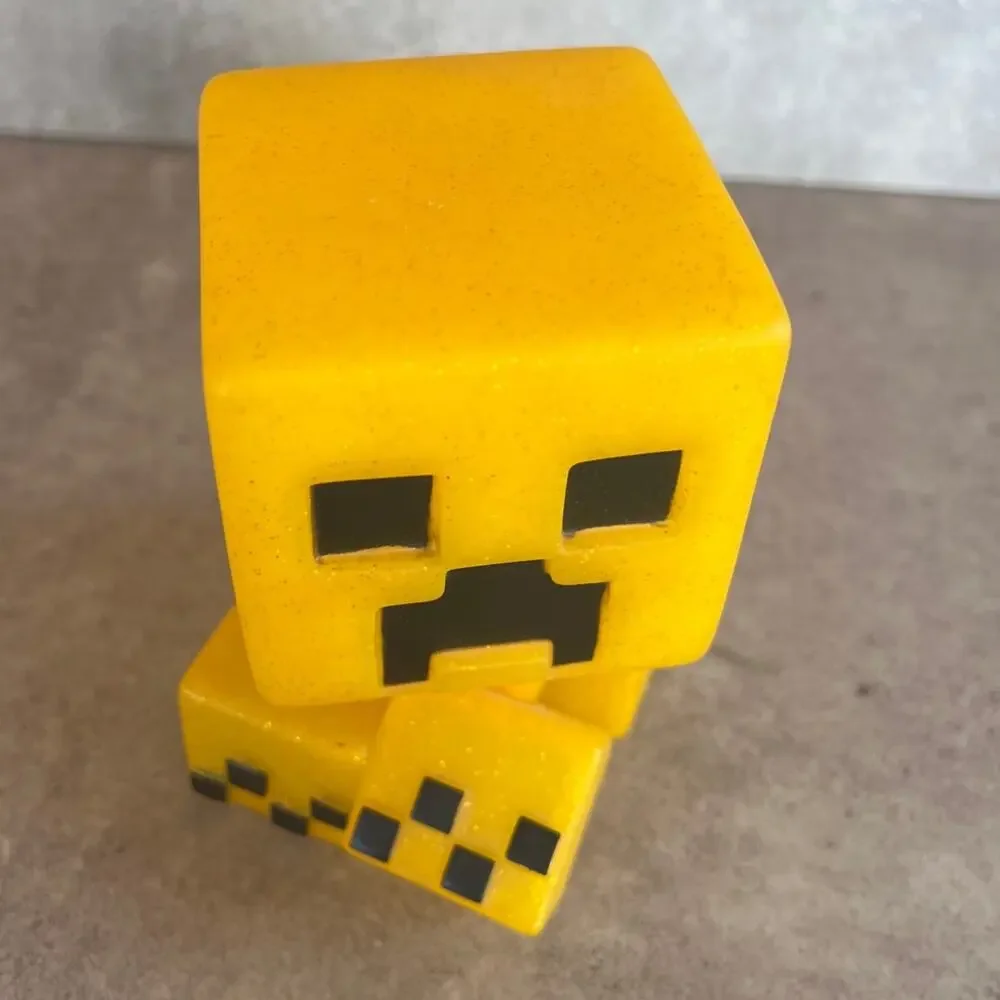 Jinx Minecraft 10 Year Anniversary Creeper Mega Bobble Mob Gold 5 Inches mojang